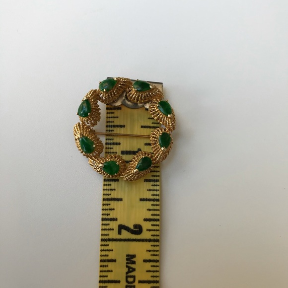 VINTAGE LA TRIOMPHE DESIGNER 14K GOLD PIN BROOCH